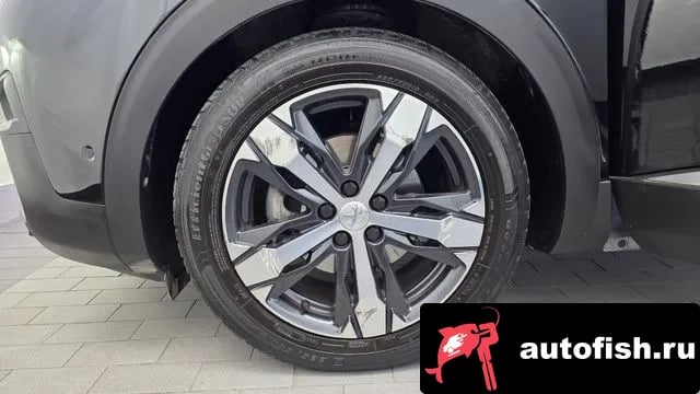 Peugeot 5008 5008 second generation 2018 года - вид 5