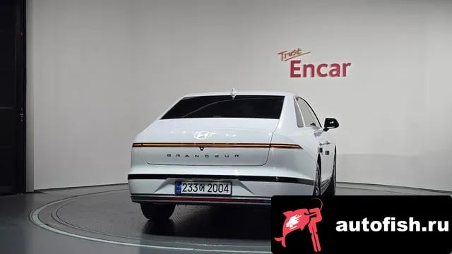Hyundai Grandeur Granger (GN7) 2024 года - вид 3