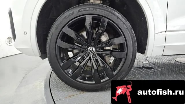 Volkswagen Touareg Tuareg 3rd generation 2023 года - вид 5