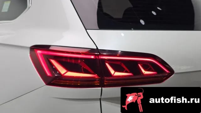 Volkswagen Touareg Tuareg 3rd generation 2023 года - похожие автомобили