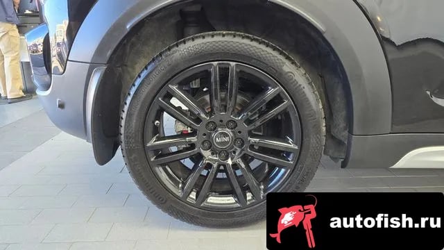 Mini Countryman Cooper Country Man 2018 года - вид 5