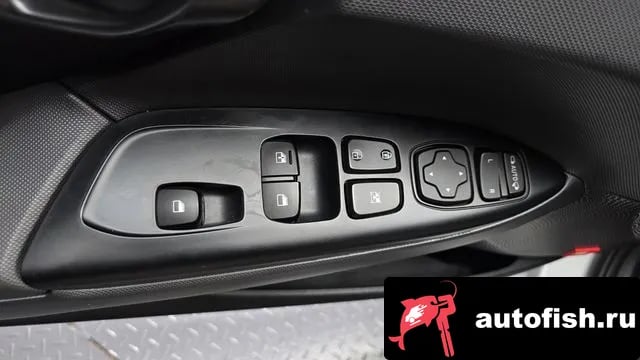 Hyundai Veloster Veloster (JS) 2018 года - похожие автомобили