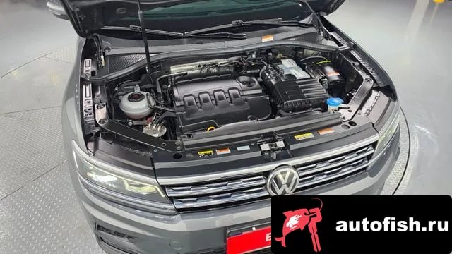 Volkswagen Tiguan Tiguan second Generation 2020 года - вид 6
