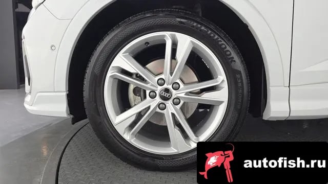 Audi Q3 Q3 (F3) 2023 года - вид 5