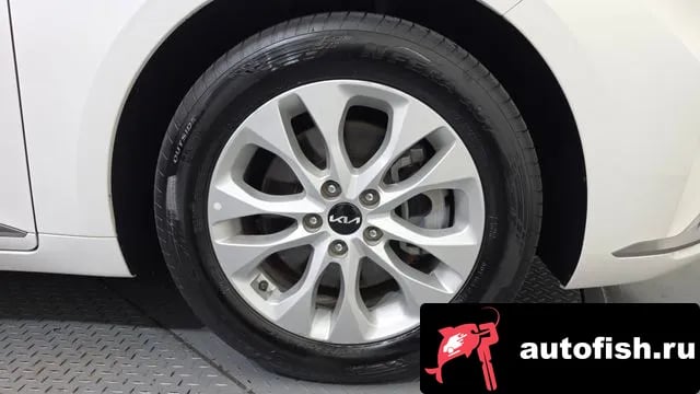 Kia K8 K8 2023 года - похожие автомобили