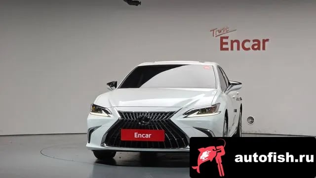 Lexus ES ES300h 7th generation 2024 года - вид 3