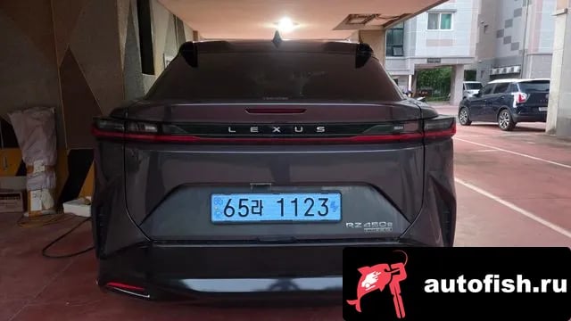 Lexus RZ RZ450e 2023 года - вид 4