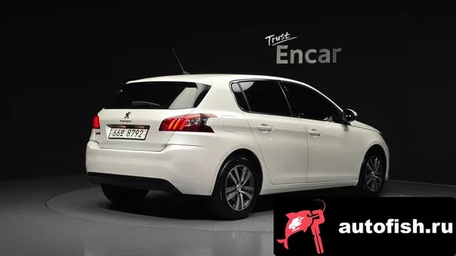 Peugeot 308 308 second generation 2019 года - вид 2