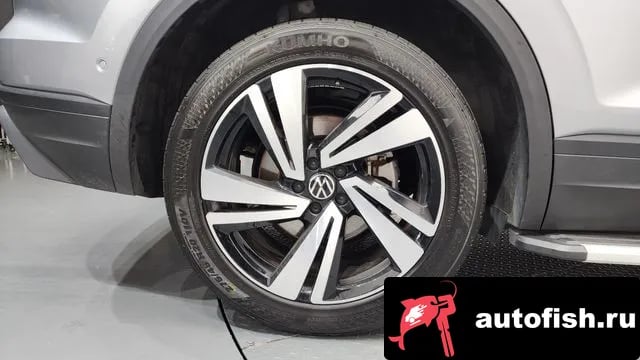 Volkswagen Touareg Tuareg 3rd generation 2020 года - вид 5