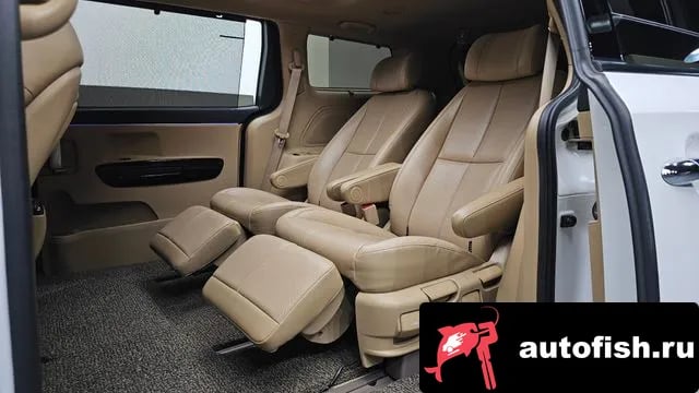 Kia Carnival The New Carnival 2018 года - похожие автомобили