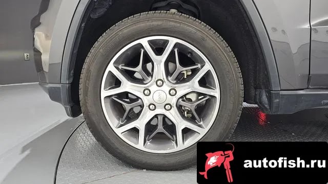 Jeep Cherokee Grand Cherokee 2019 года - вид 5