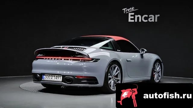 Porsche 911 911 (992) 2024 года - вид 2