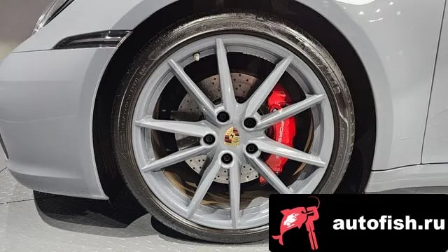 Porsche 911 911 (992) 2024 года - вид 5