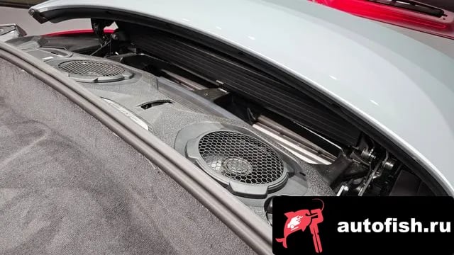 Porsche 911 911 (992) 2024 года - вид 6