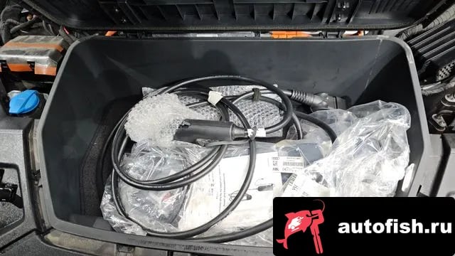Audi e-tron e-Tron 2022 года - похожие автомобили