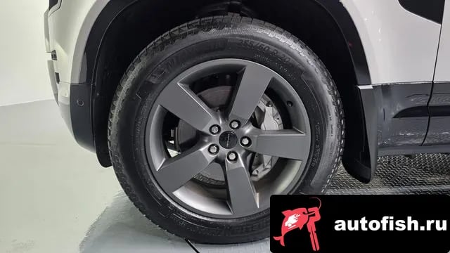 Land Rover Defender Bitdefender (L663) 2026 года - вид 5