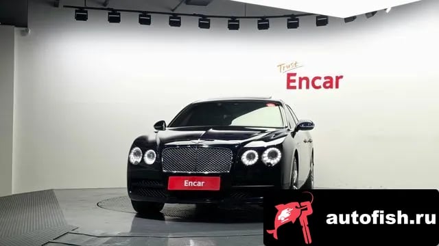 Bentley Flying Spur Flying Spur 2nd Generation 2018 года - вид 3