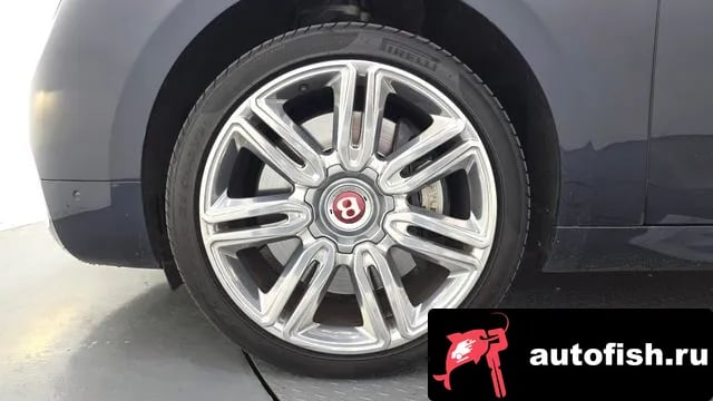 Bentley Flying Spur Flying Spur 2nd Generation 2018 года - вид 5