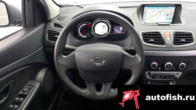 Renault Korea (Samsung) SM3 SM3 Neo 2018 года - похожие автомобили