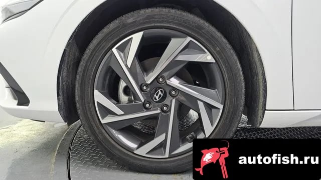 Hyundai AVANTE The New Avante Hybrid (CN7) 2024 года - вид 5
