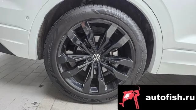 Volkswagen Touareg Tuareg 3rd generation 2023 года - вид 4