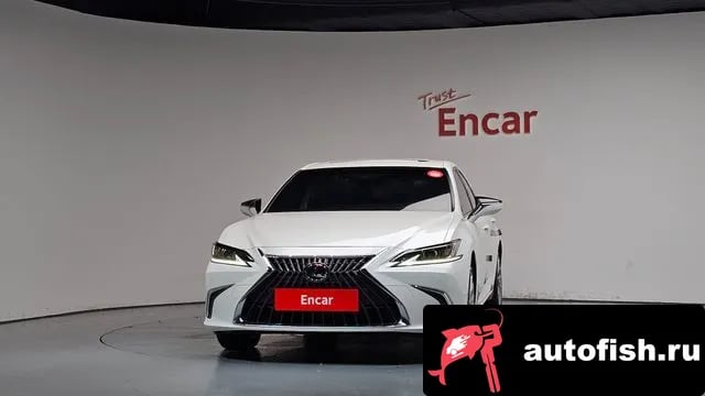Lexus ES ES300h 7th generation 2024 года - вид 3