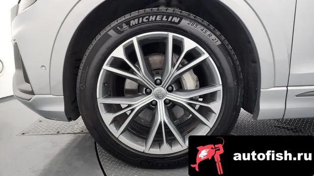 Audi Q8 Q8 (4M) 2020 года - вид 5