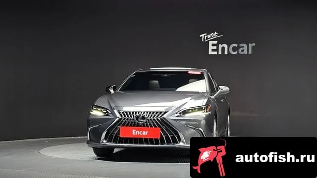 Lexus ES ES300h 7th generation 2024 года - вид 3