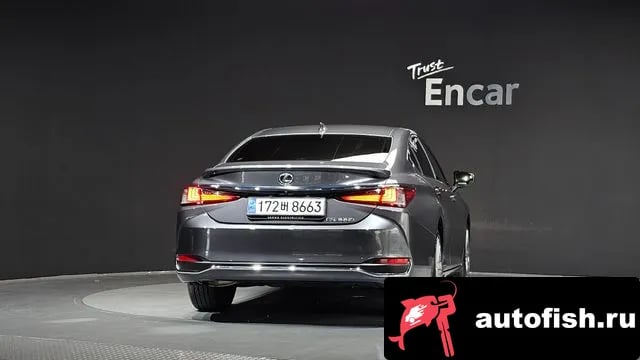 Lexus ES ES300h 7th generation 2024 года - вид 4