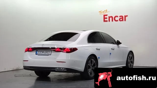 Mercedes-Benz E-Class E-Class W214 2025 года - автомобиль из Южной Кореи
