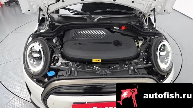 Mini Cooper Cooper Electric 2023 года - вид 5