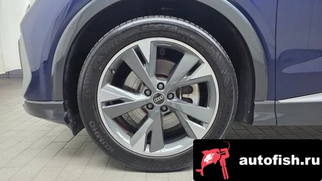 Audi Q4 e-tron Q4 e-Tron (F4) 2022 года - похожие автомобили