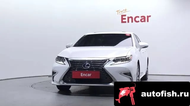 Lexus ES New ES300h 2018 года - вид 3