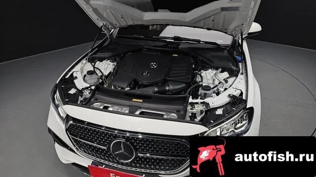 Mercedes-Benz E-Class E-Class W214 2026 года - похожие автомобили