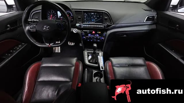 Hyundai AVANTE Avante AD 2018 года - вид 6