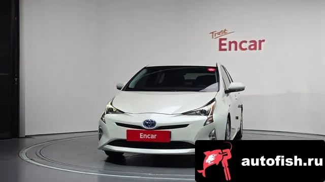 Toyota Prius Prius 4th Generation 2018 года - вид 3