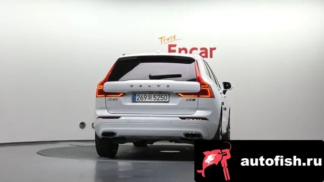 Volvo XC60 XC60 second Generation 2019 года - вид 4
