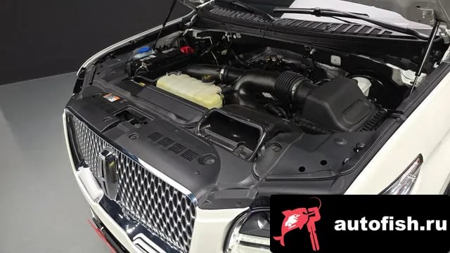 Lincoln Navigator Navigator 4th generation 2021 года - вид 6