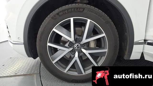Volkswagen Touareg Tuareg 3rd generation 2021 года - вид 5