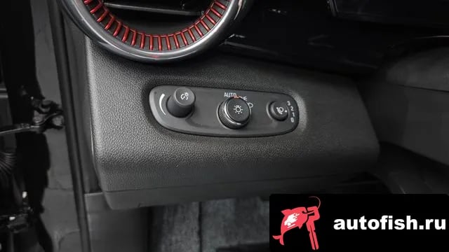 Chevrolet (GM Daewoo) Trax Trax Crossover 2025 года - похожие автомобили
