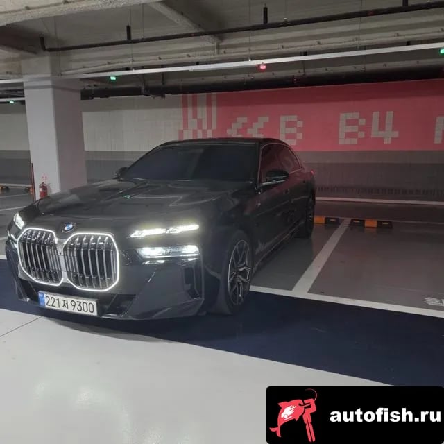 BMW 7-Series 7 Series (G70) 2024 года - вид 3