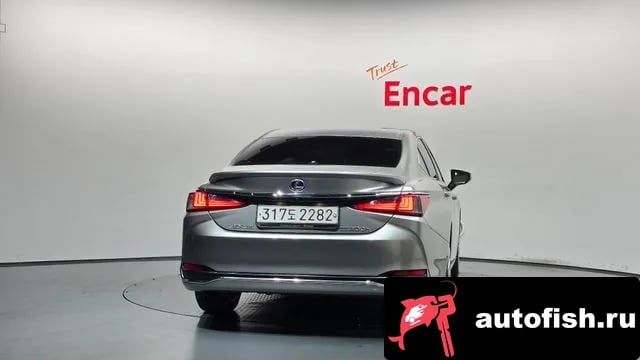 Lexus ES ES300h 7th generation 2020 года - вид 4
