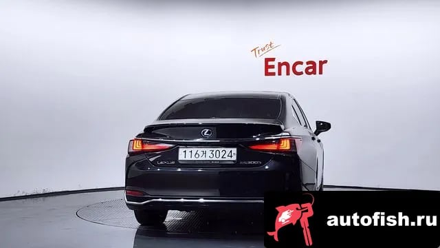 Lexus ES ES300h 7th generation 2021 года - вид 4