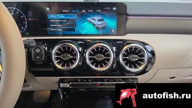 Mercedes-Benz A-Class A-Class W177 2021 года - похожие автомобили