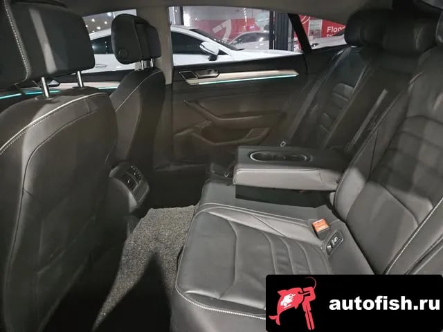 Volkswagen Arteon Atheon 2020 года - вид 6