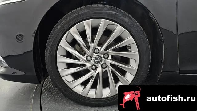 Lexus ES ES300h 7th generation 2018 года - вид 5