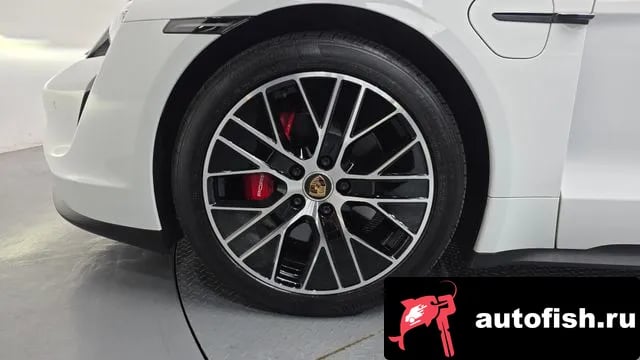 Porsche Taycan Taikan 2022 года - вид 5
