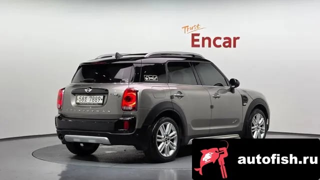 Mini Countryman Cooper D Country Man 2018 года - вид 2
