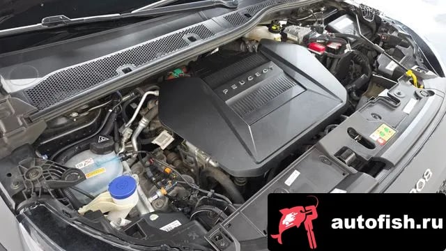 Peugeot 208 e-208 second Generation 2021 года - вид 6