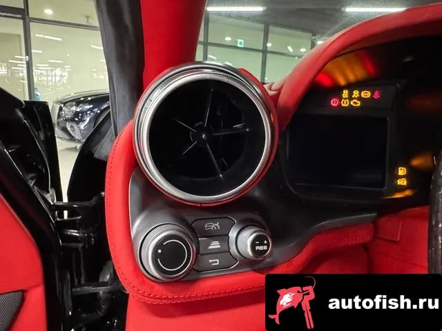 Ferrari GTC4 Lusso GTC4 Russo 2019 года - похожие автомобили